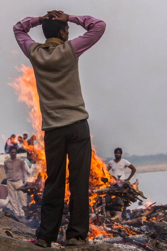 Cremation ritual photography in Varanasi 2014